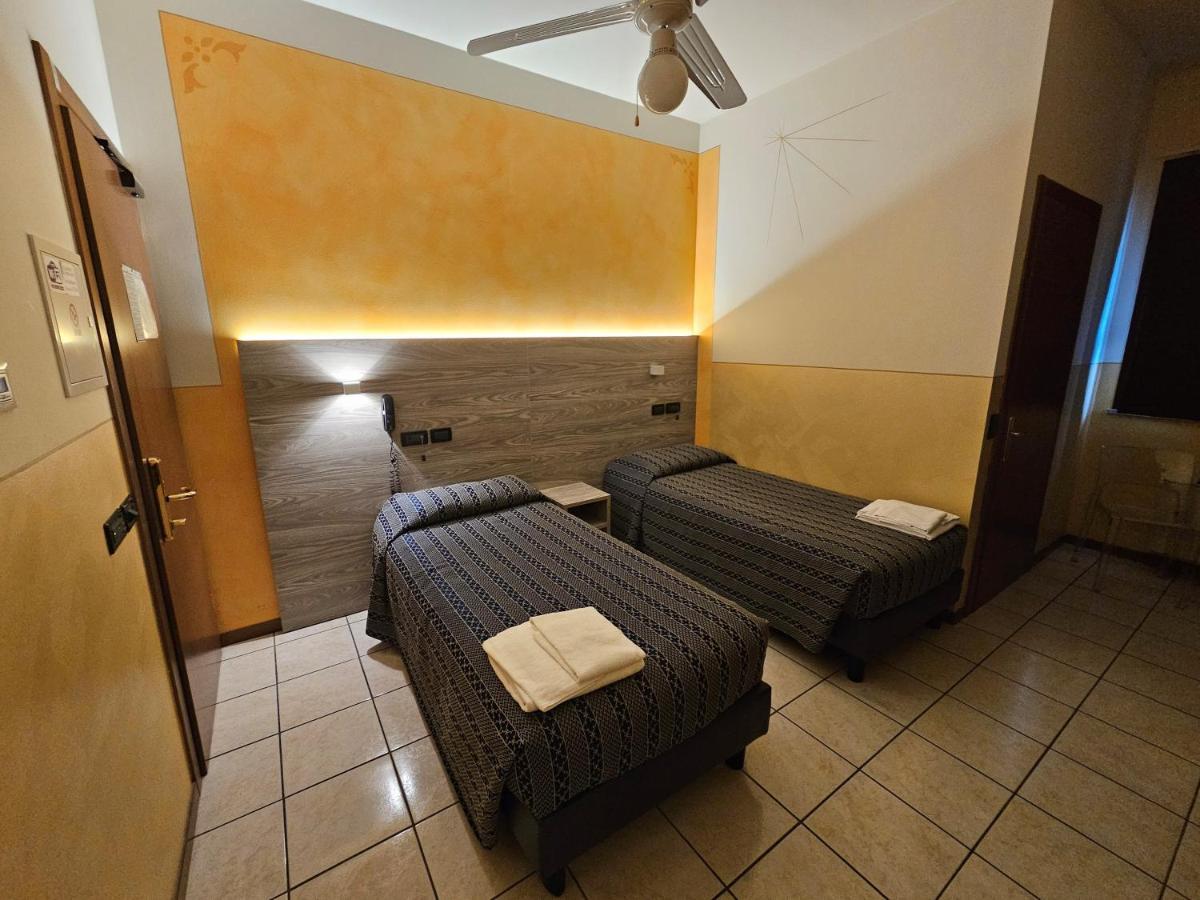 Hotel Euro Castegnato Εξωτερικό φωτογραφία